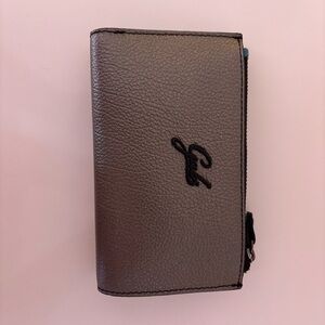 Elegant Silver Key & Card Holder